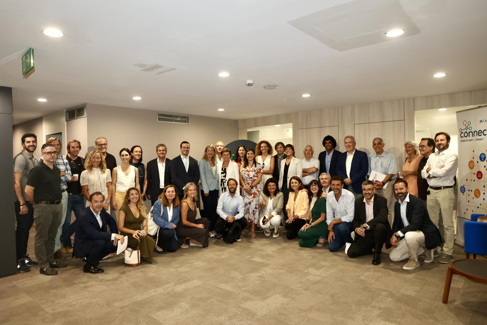 Foto de grupo de algunos de los representantes del tejido empresarial de las Illes Balears