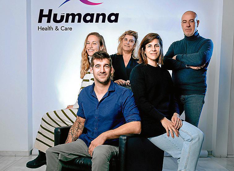 Por la izquierda, Esperança Lladó, Karina Ojanguren, José Eduardo Carretero,Maite Carretero e Iñaki Carretero